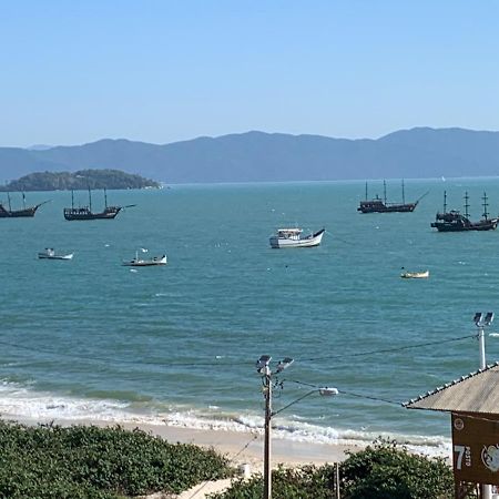 Maravilhoso Apartamento Beira-Mar Praia Da Cachoeira Florianópolis Eksteriør bilde